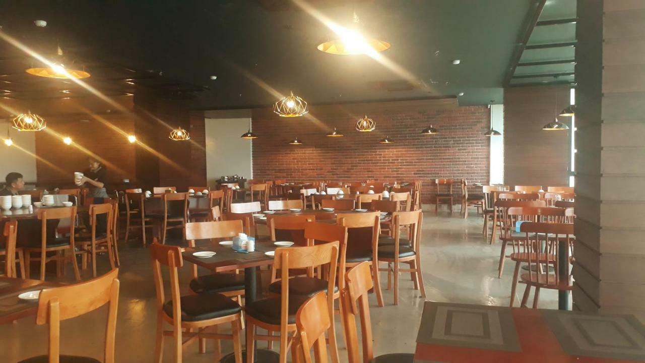 The Marron Hotel Thanh Hoa Exterior photo