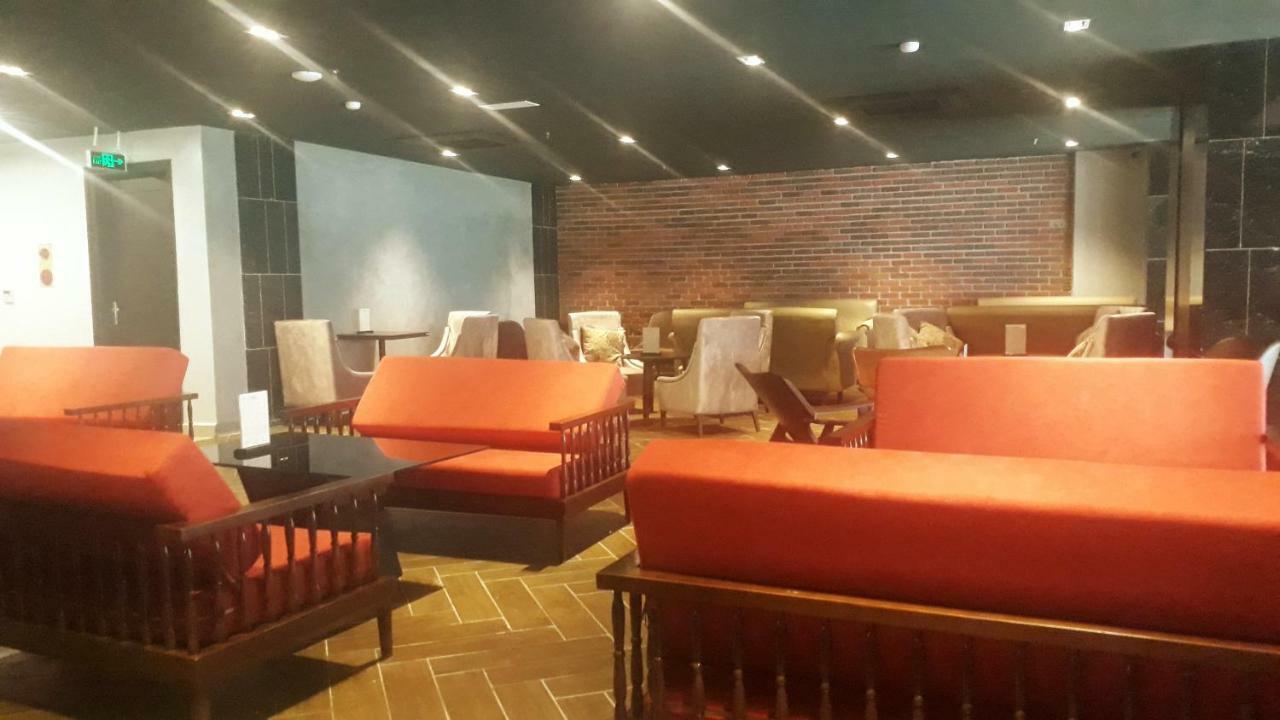 The Marron Hotel Thanh Hoa Exterior photo