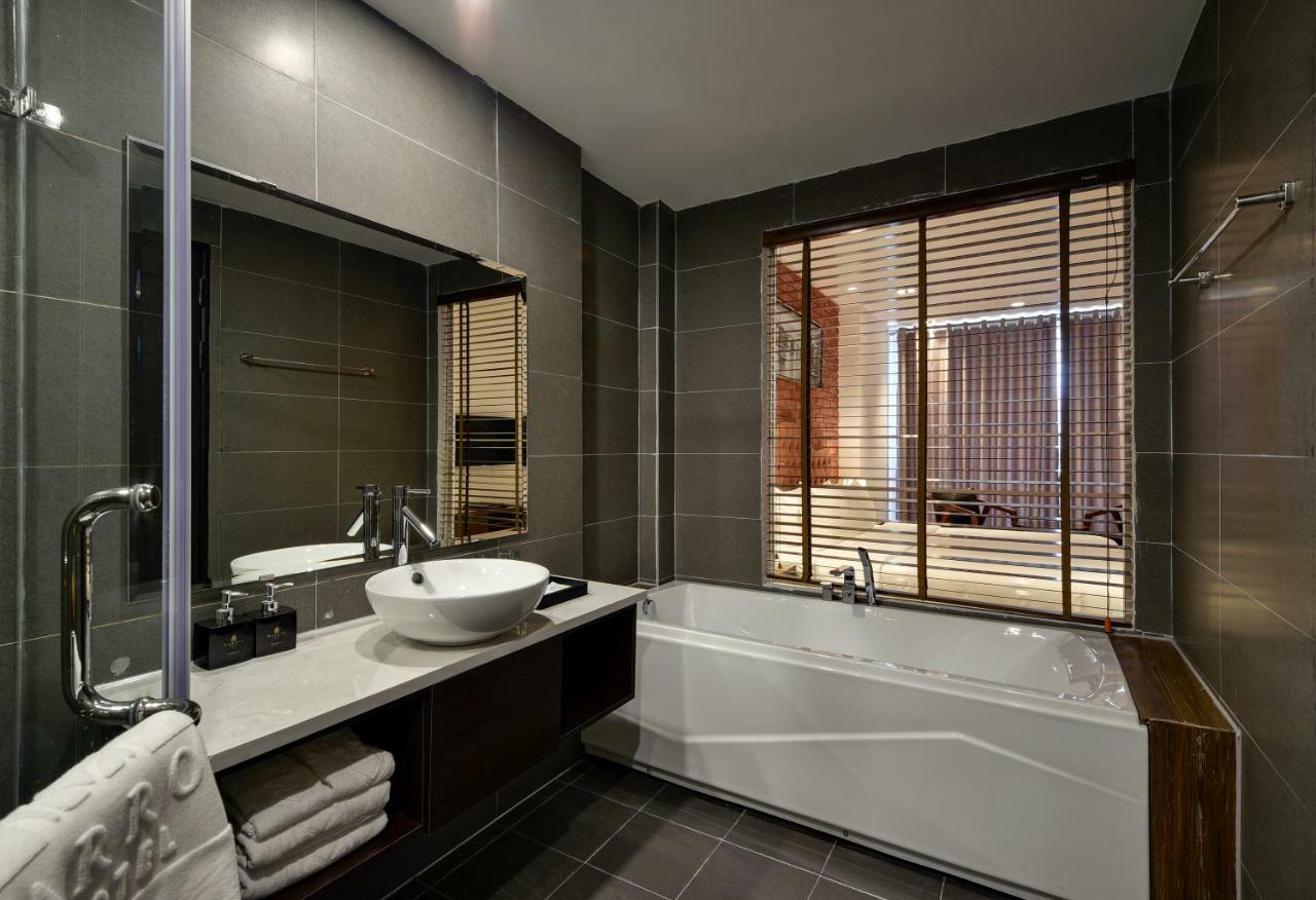 The Marron Hotel Thanh Hoa Exterior photo